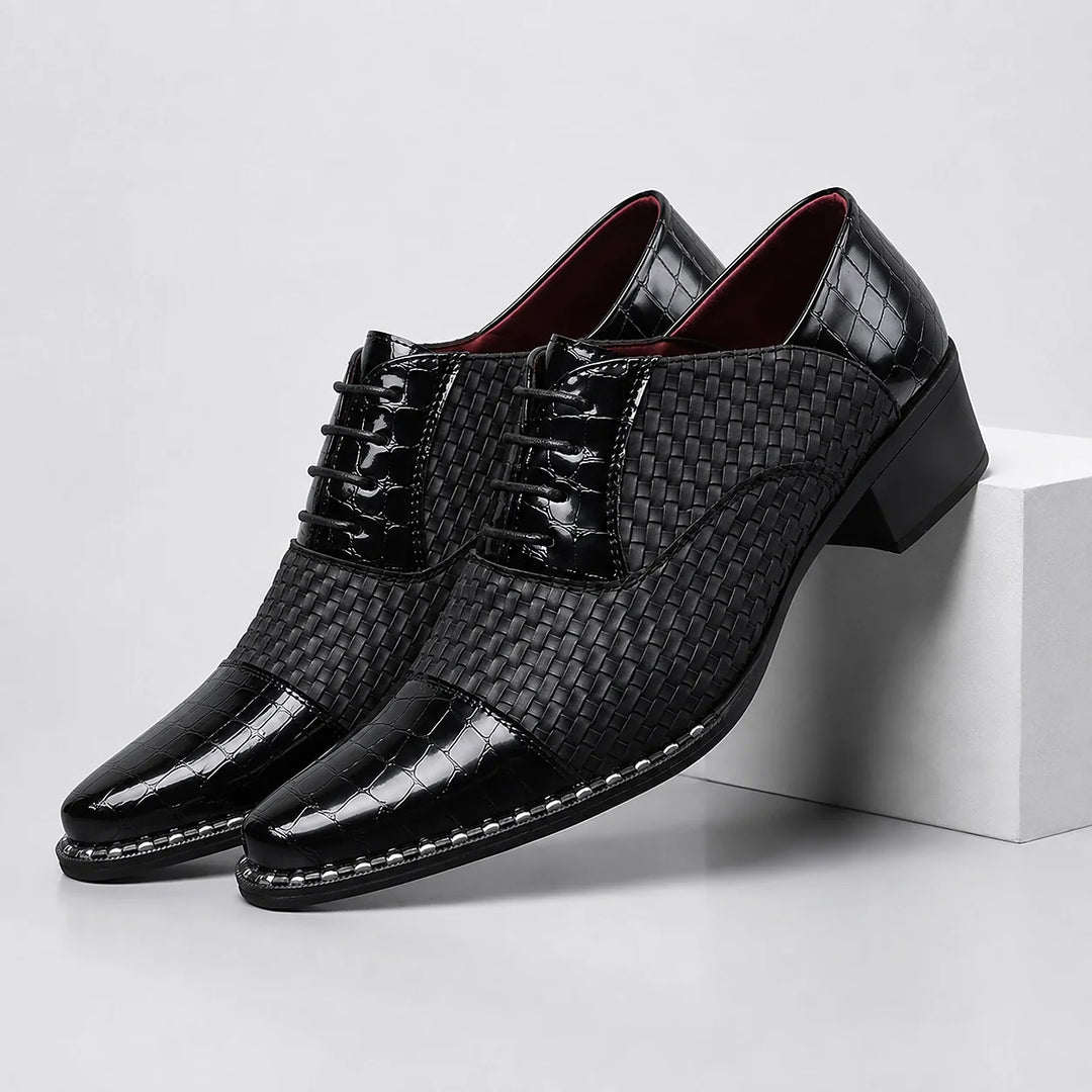 Delvano Leather Oxford Dress Shoes — Black (mens shoe pedestal)
