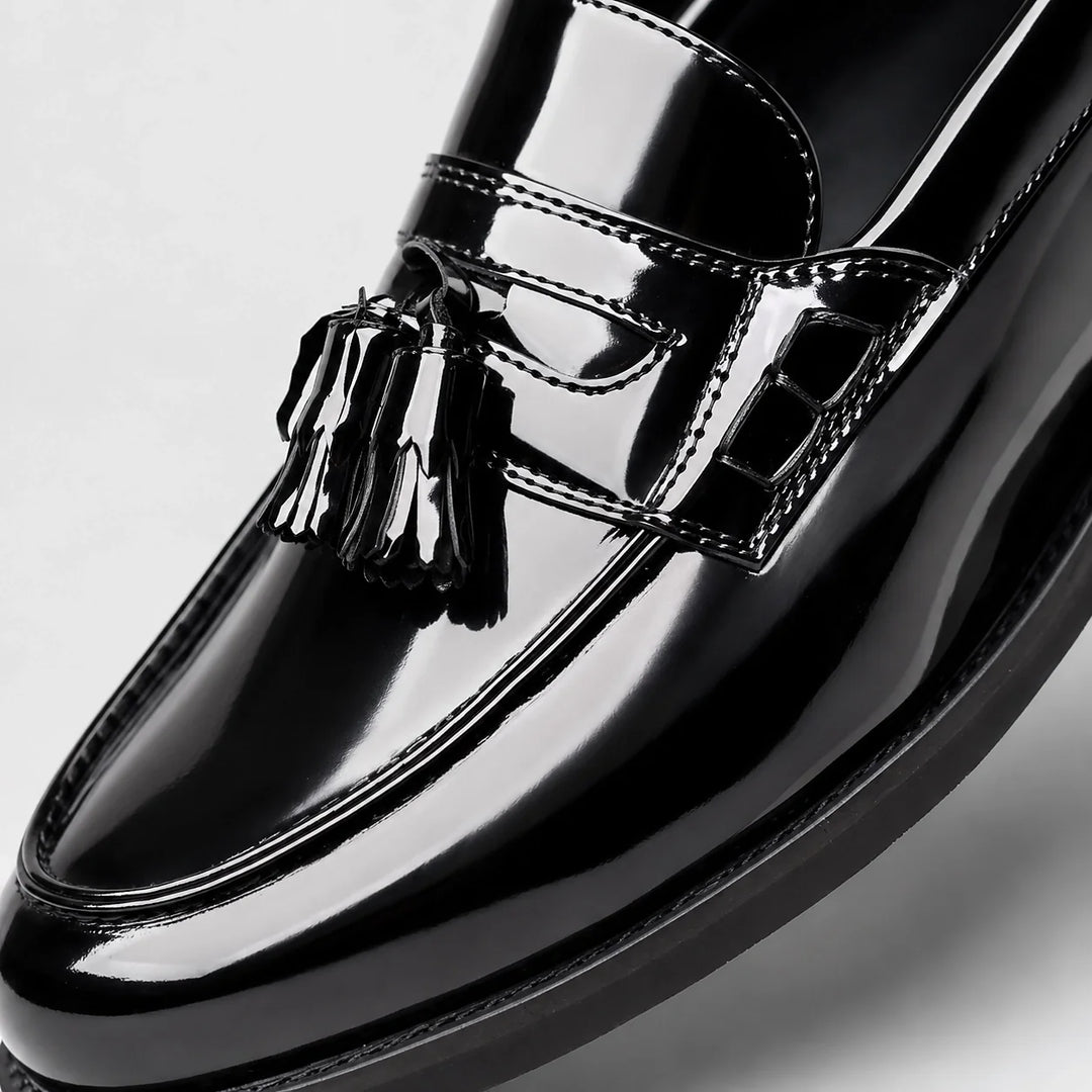 Halcourt Leather Tassel Loafers — Black (mens shoe zoom)