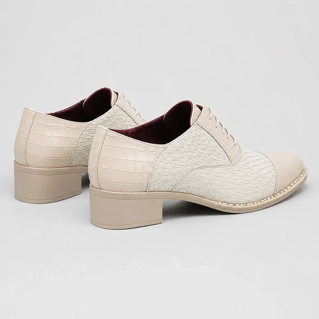 Delvano Leather Oxford Dress Shoes — White (mens shoe angle)